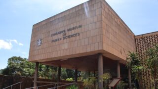 ジンバブエ研修活動報告⑦ハラレ市内散策(博物館、市場見学)